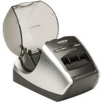 ⁦מדפסת למדבקות רחבות עם חיתוך אוטומטי Brother QL-570⁩ – תמונה ⁦2⁩